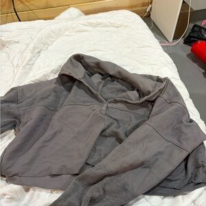 Forever 21 Gray Crop Top